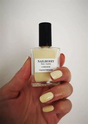 Folie Douce / Oxygenated Butter Yellow Nailberry 